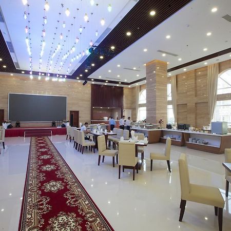 Khanh Linh Hotel Pleiku Kültér fotó