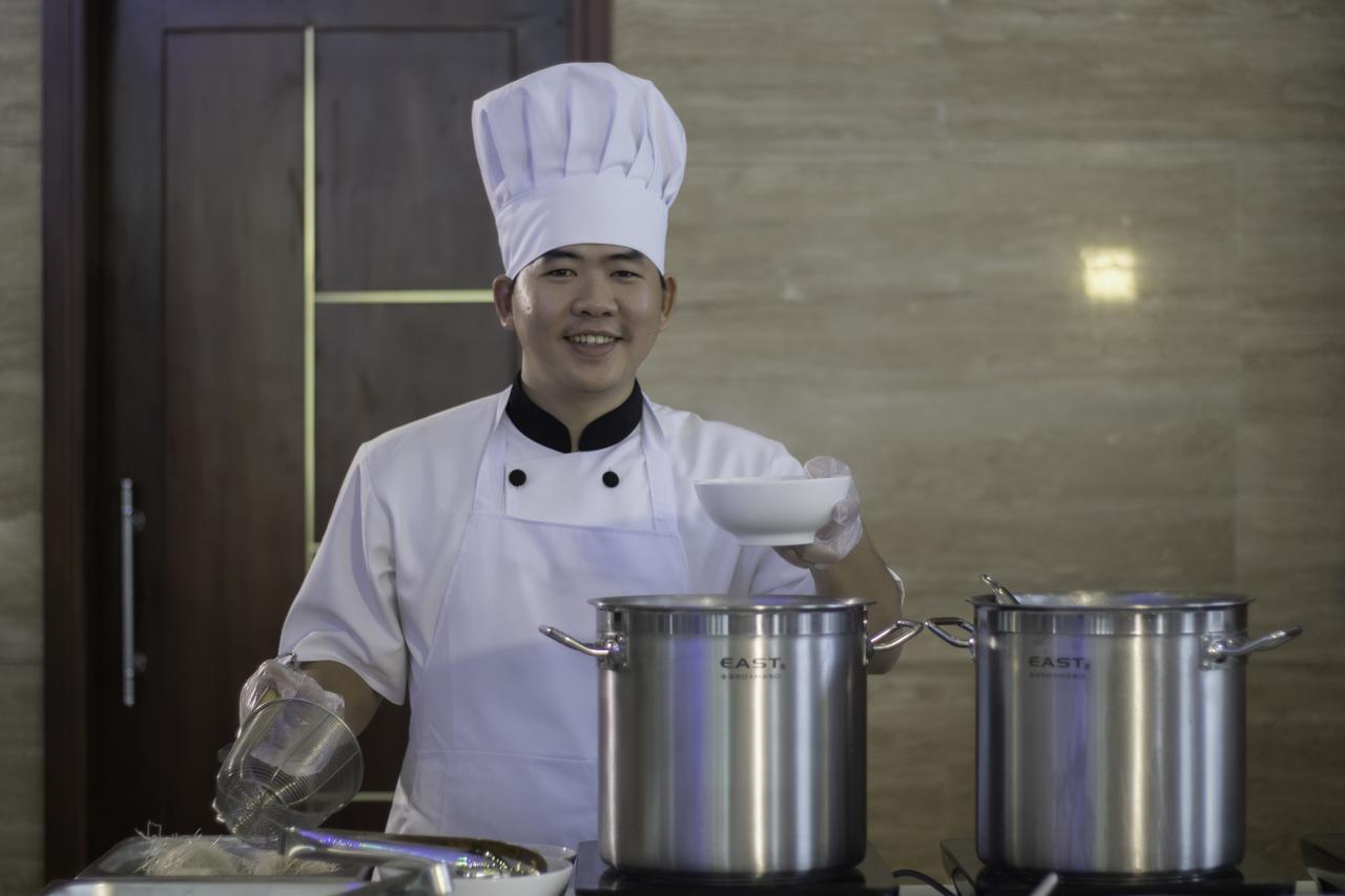 Khanh Linh Hotel Pleiku Kültér fotó
