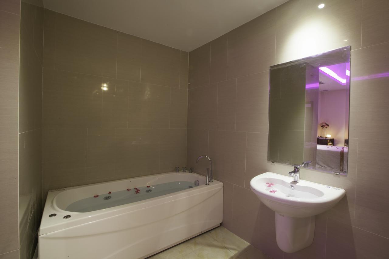 Khanh Linh Hotel Pleiku Kültér fotó