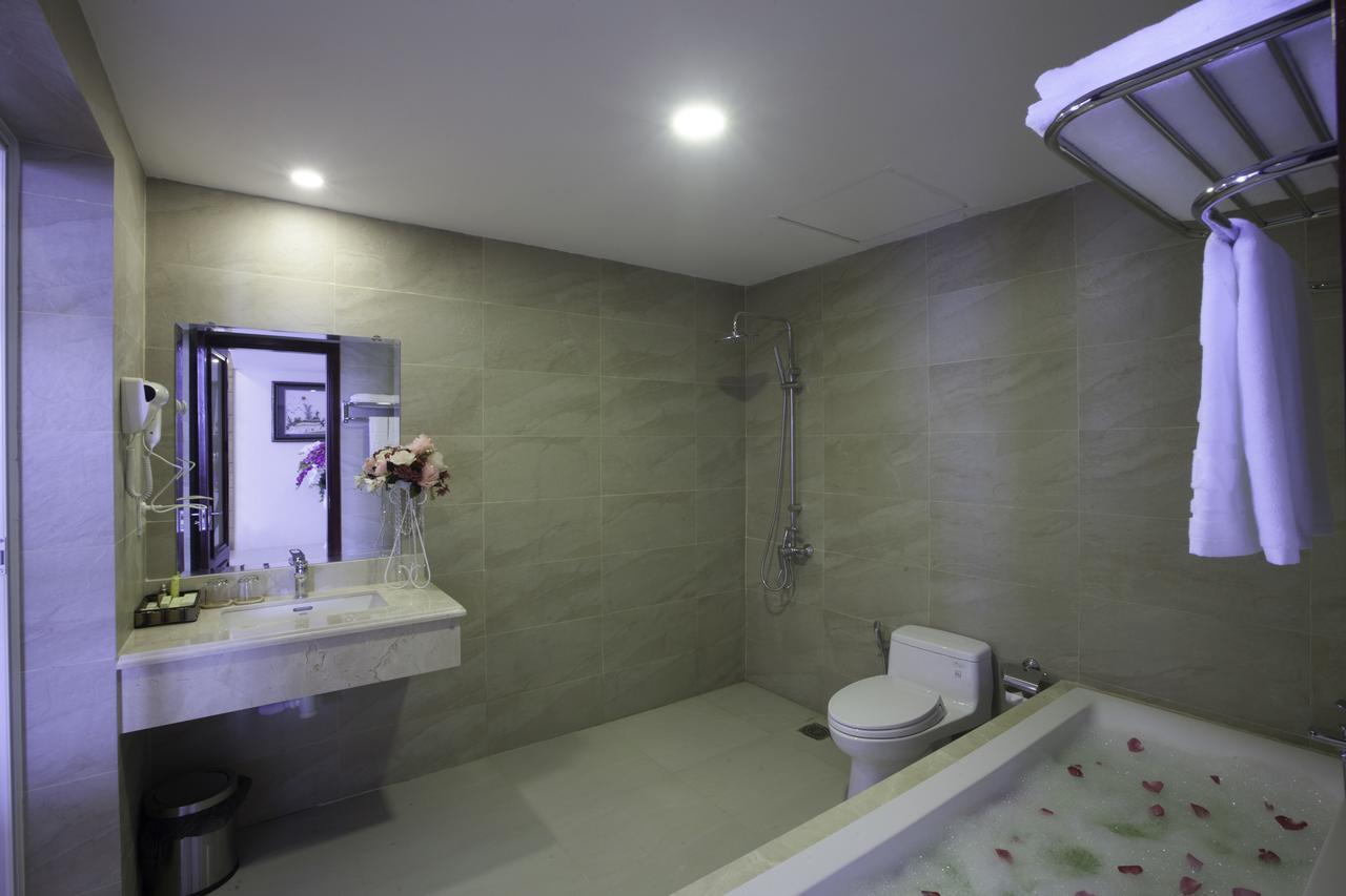 Khanh Linh Hotel Pleiku Kültér fotó