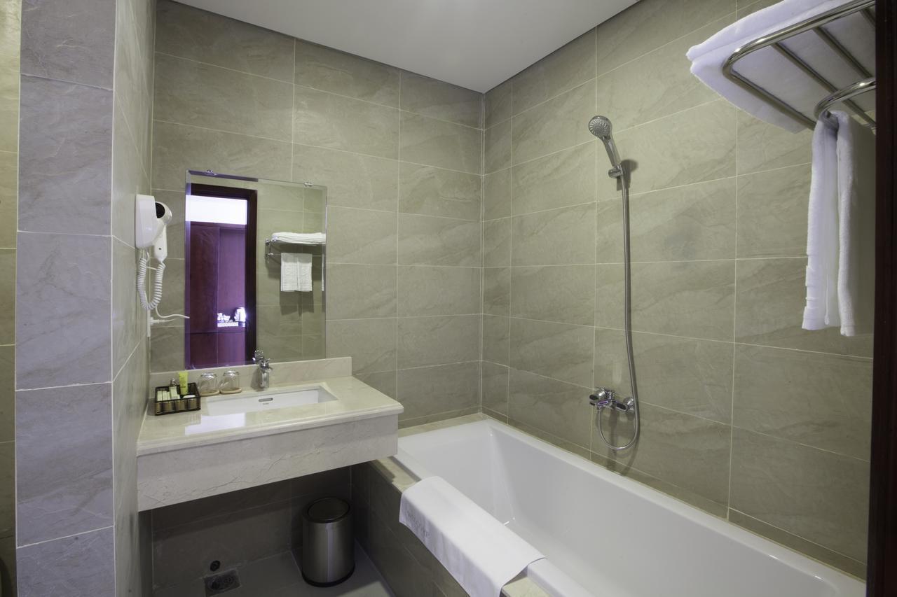 Khanh Linh Hotel Pleiku Kültér fotó